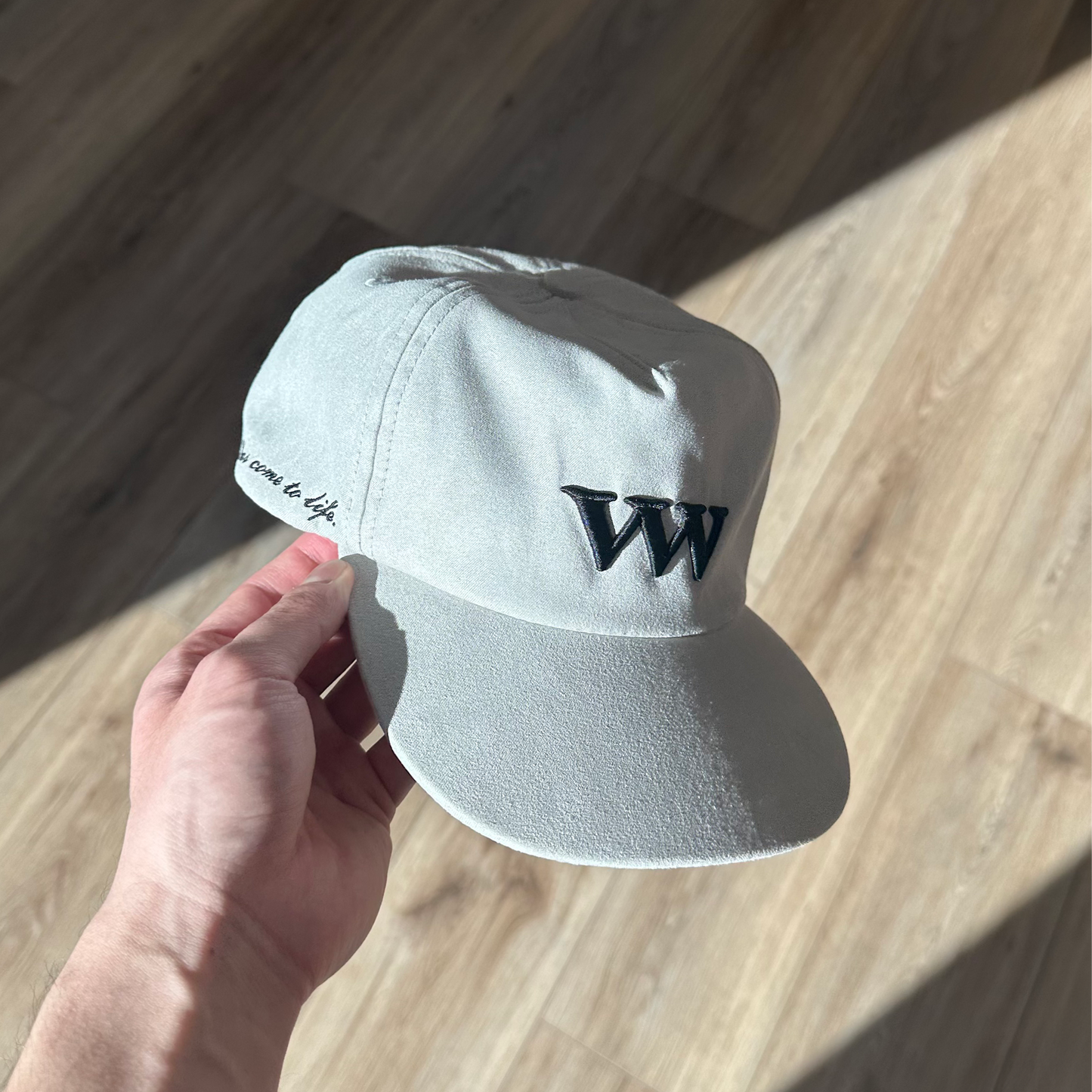 SIGNATURE SUEDE HAT - vwoollo
